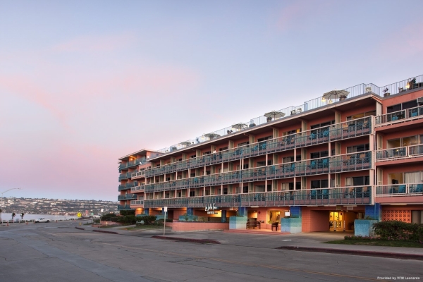 Hotel La Jolla Cove Suites